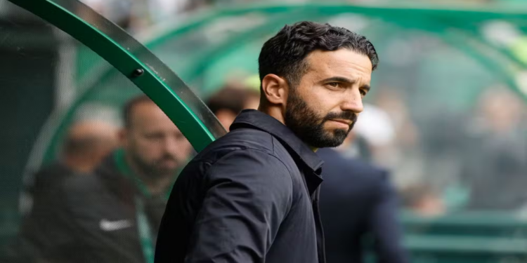 Rúben Amorim pode demorar para chegar no Manchester United