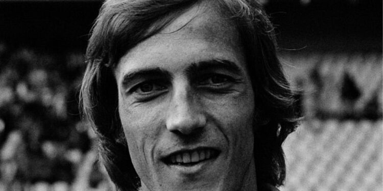 Johan Neeskens morre aos 73 anos