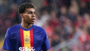 Lamine Yamal se torna camisa 10 da Espanha