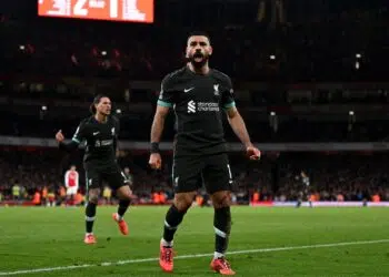 Liverpool e Arsenal empatam na Premier League