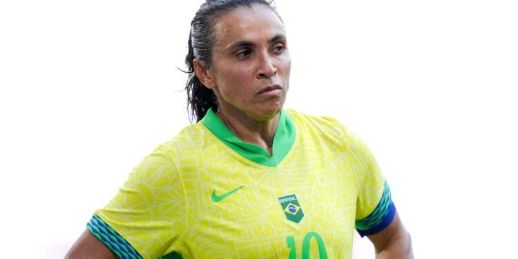 Marta se revolta com possível derrota de Vinicius Júnior na Bola de Ouro