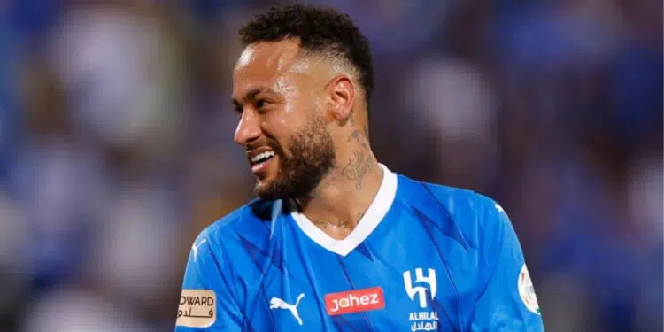 Neymar começa no banco na partida do Al Hilal