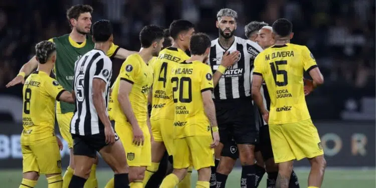 Peñarol provoca Botafogo após goleada na Libertadores