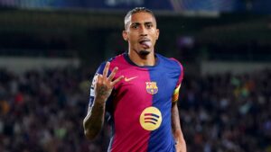 Raphinha comemora boa fase no Barcelona