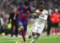 Lamine Yamal e Eduardo Camavinga disputando bola no último El Clásico