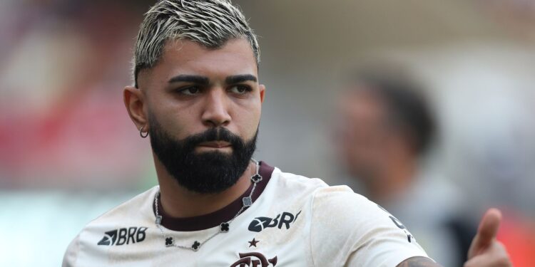 Retorno de Gabigol ao Santos esfria após mudança de técnico