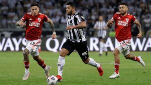 Hulk em ação no último Atlético-MG x River Plate, válido pela Libertadores de 2021