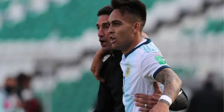 Scaloni indica preferência por Lautaro Martínez na Bola de Ouro
