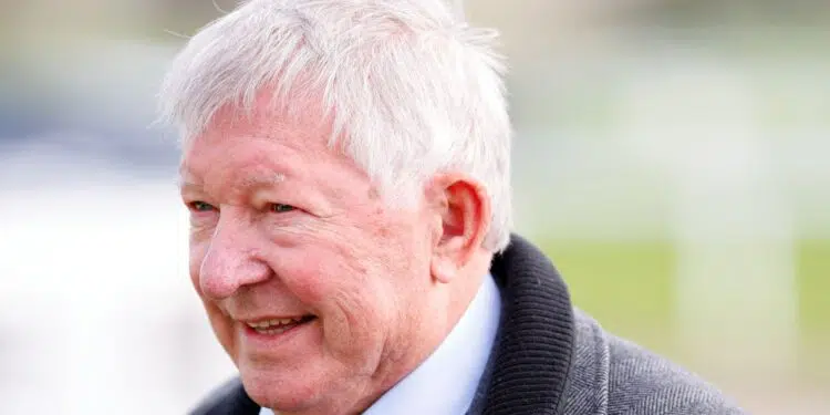 Sir Alex Ferguson é dispensado pelo Manchester United