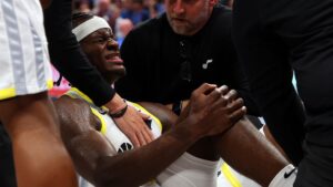 Taylor Hendricks, do Utah Jazz, sofreu lesão grave contra os Mavericks