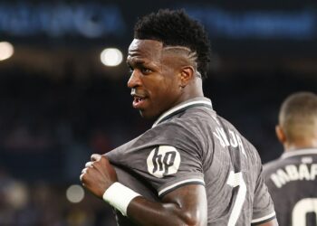 Vinicius Júnior comemorando o gol da vitória do Real Madrid