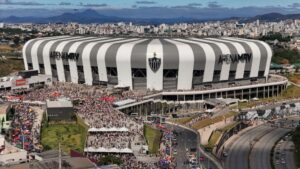 Imagem aérea da Arena MRV, estádio do Atlético-MG, antes da partida de volta da final da Copa do Brasil