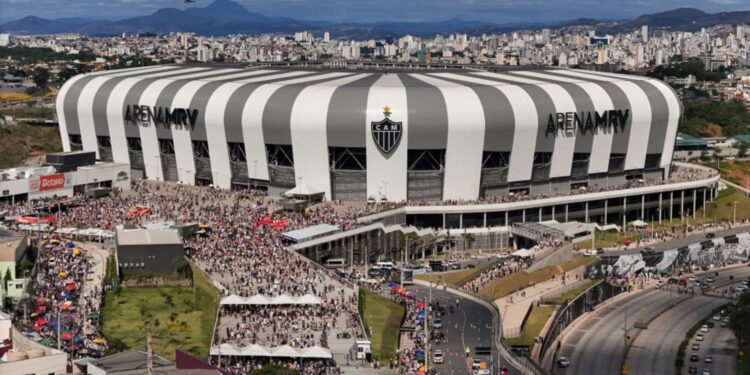 Imagem aérea da Arena MRV, estádio do Atlético-MG, antes da partida de volta da final da Copa do Brasil