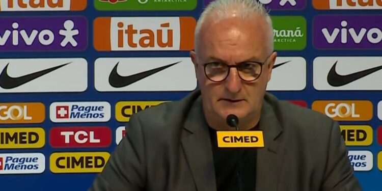 Técnico da Seleção Brasileira, Dorival Jr., durante entrevista coletiva na qual anunciou a convocação para os jogos contra Venezuela e Uruguai