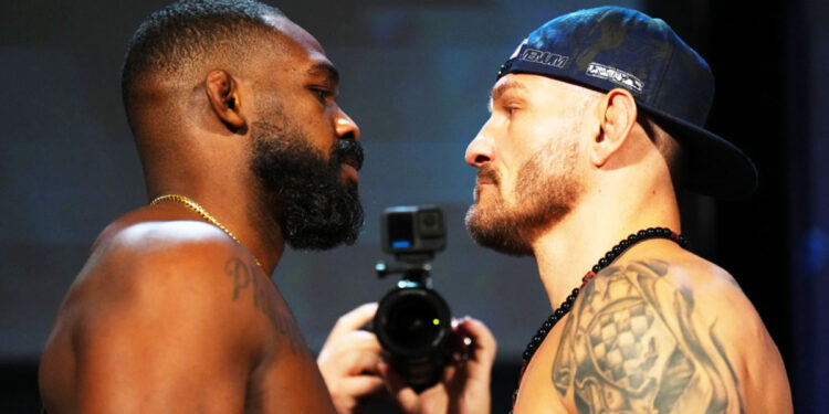 Jones e Miocic duelam neste sábado - Foto: Chris Unger/Zuffa LLC
