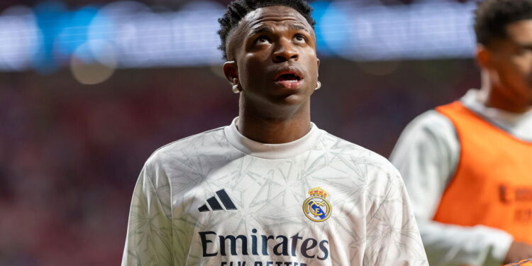 Será que Vini Jr vai conquistar a Bola de Ouro este ano? Veja agora