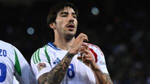 Sandro Tonali comemorando gol marcado em Bélgica x Itália