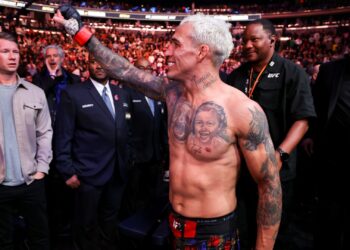 Charles do Bronx vence no UFC 309