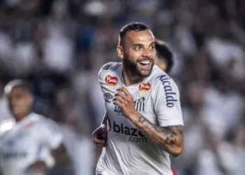 Coritiba x Santos pela Série B do Brasileirão