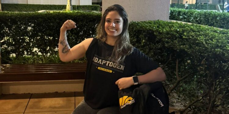 Deborah Zilliani conta a sua história de amor com a musculação e o wellness.