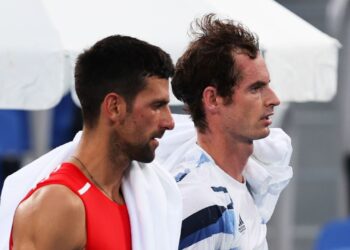 Novak Djokovic e Andy Murray em treinamento, durante os Jogos Olímpicos de Tóquio