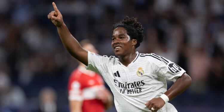 Endrick e Savinho aparecem entre jovens mais valiosos