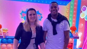 Esposa de Robinho