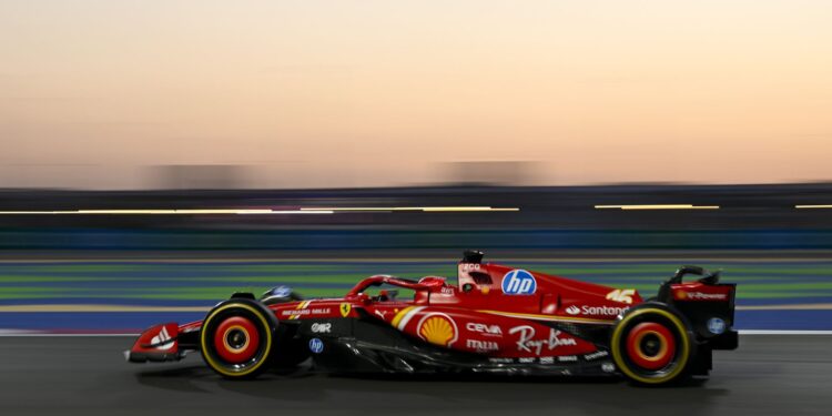 Charles Leclerc, piloto da Ferrari, no TL1 do Catar