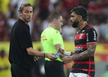 Filipe Luís e Gabigol, técnico e atacante do Flamengo, na final da Copa do Brasil