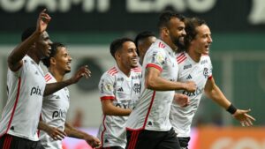 Cruzeiro x Flamengo: gol David Luiz de falta