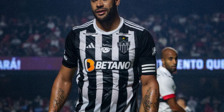 O retorno de Hulk ao Brasil emociona torcedores e equipe