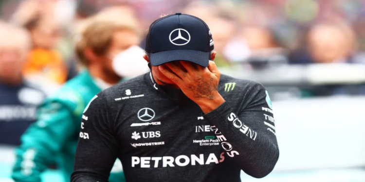 Hamilton é barrado de teste pela Ferrari; Entenda todo o caso aqui