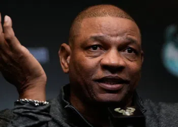 Doc Rivers fala sobre o péssimo início dos Bucks na temporada