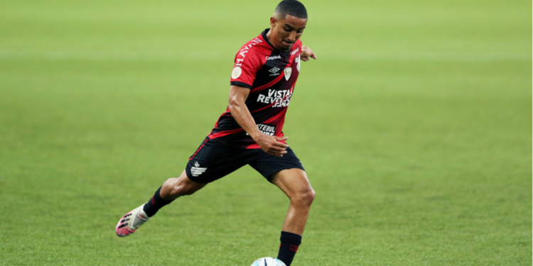 Christian vai gerar mais de R$ 45 milhões para o Athletico-PR; Veja