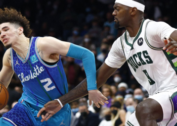 Erro de arbitragem polêmico em jogo de Bucks x Hornets; Veja