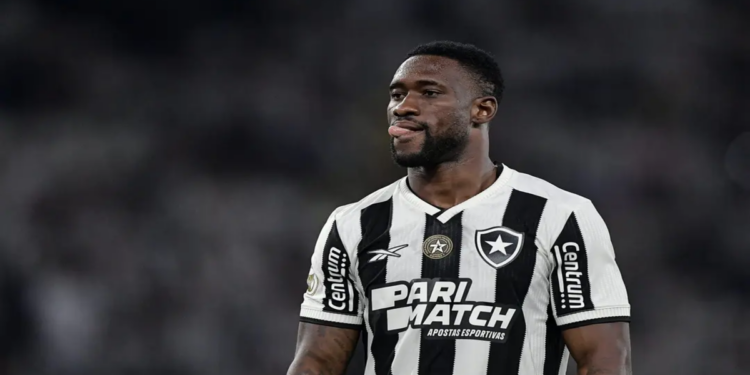 Bastos pode não jogar final da Libertadores pelo Botafogo; Veja