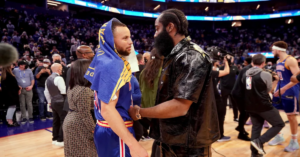 James Harden admite que ninguém nunca vai superar Curry; Veja