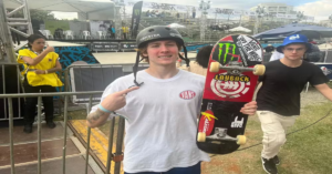 Kalani Konig de 17 anos fechou o ano com 4 títulos no Skate Park
