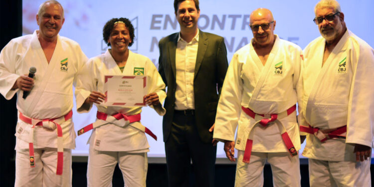 Diversas homenagens foram realizadas - Foto: Divulgação/SEEL RJ