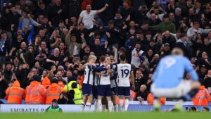 Tottenham goleia Manchester City na Premier League