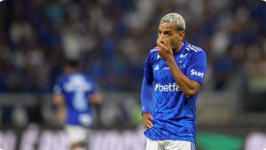 Matheus Pereira questiona substituição no Cruzeiro
