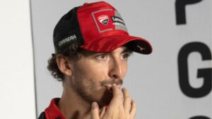 Francesco Bagnaia, piloto da MotoGP, durante entrevista coletiva na Malásia