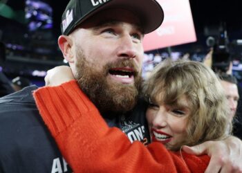Travis Kelce entra para o top 10 de mais bem pagos da NFL