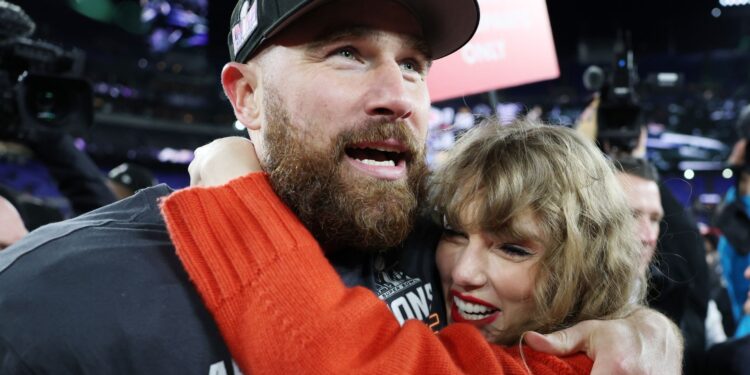 Travis Kelce entra para o top 10 de mais bem pagos da NFL