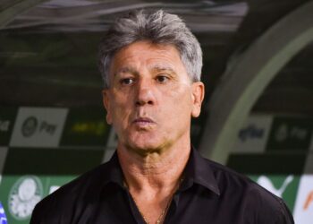 Santos não nega interesse por Renato Gaúcho, atualmente no Grêmio