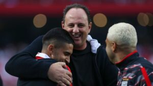 Rodrigo Nestor e Rogério Ceni no reencontro de São Paulo e Bahia