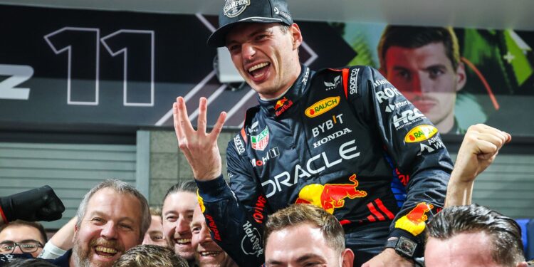 Verstappen comemorando o tetracampeonato mundial em Las Vegas