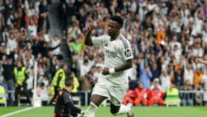 Vini Jr comemora primeiro gol marcado contra o Osasuna