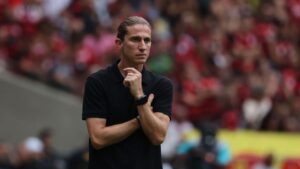 Filipe Luís, técnico do Flamengo, durante partida contra o Vitória, válida pelo Brasileirão