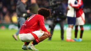 Joshua Zirkzee, do Manchester United, lamenta eliminação na Carabao Cup